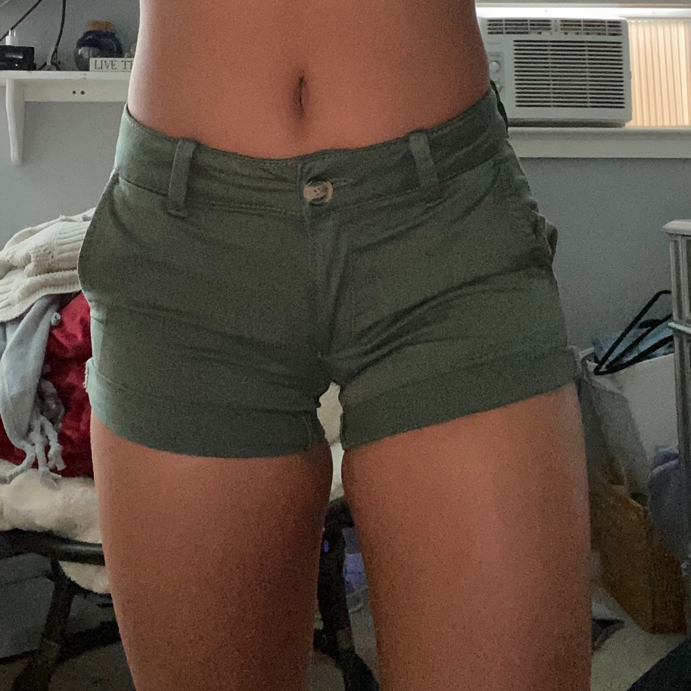 stretchy shorts
